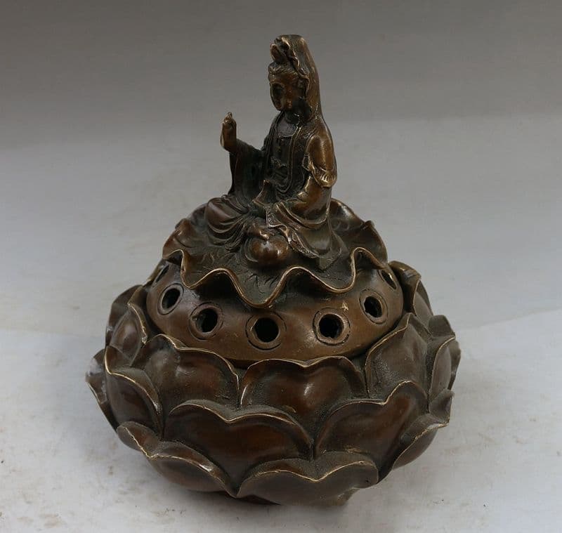 観音坐蓮香炉 銅製品 鎮宅 辟邪 開運 風水 香道具 工芸品 美術品 置物