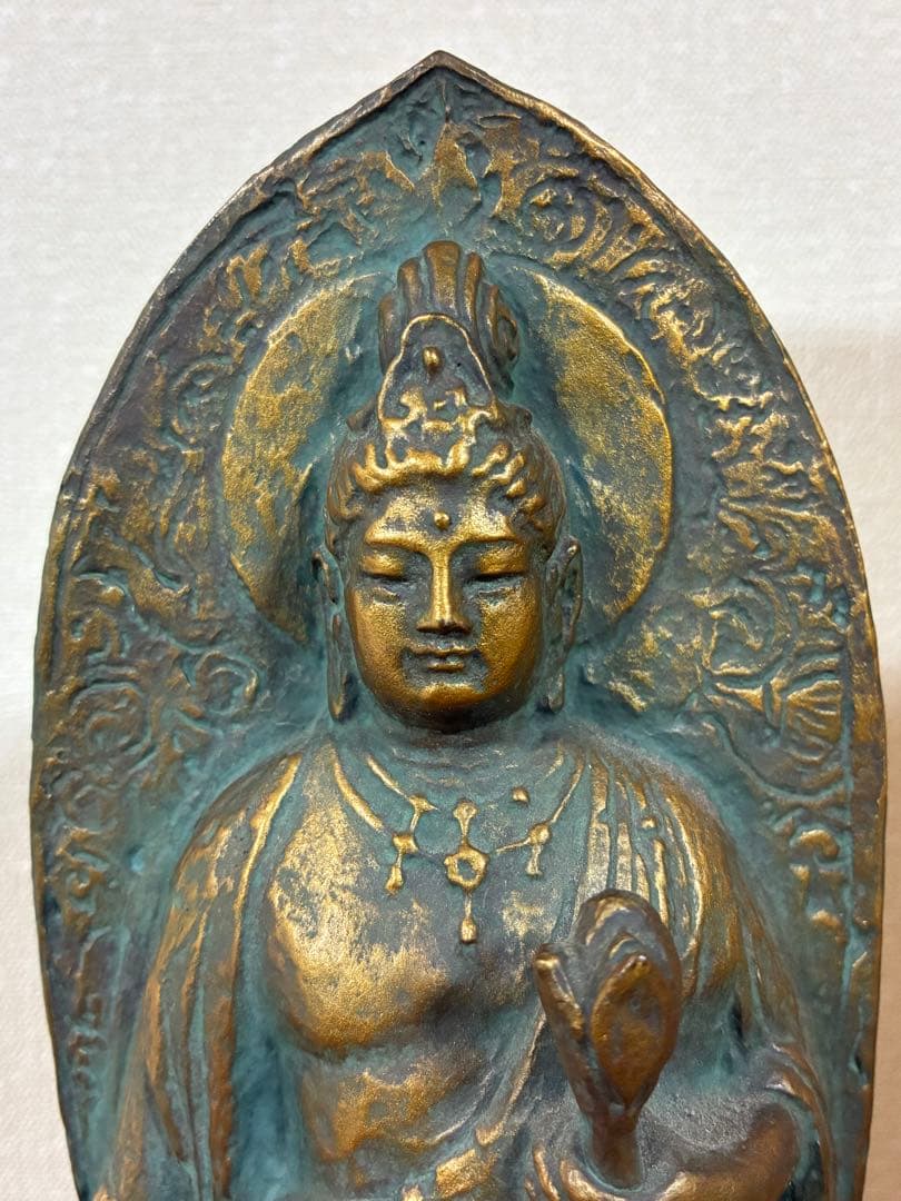 004【美品・箱付き】観音菩薩像　北村西望作『大慈無邊』青銅、本金彩