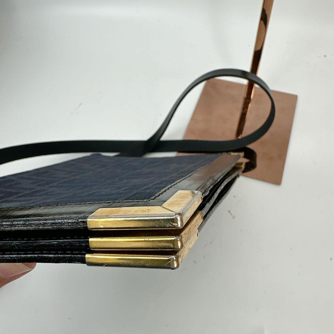 FENDI フェンディ　ズッカ柄　ヴィンテージ　ワンショルダーバッグ