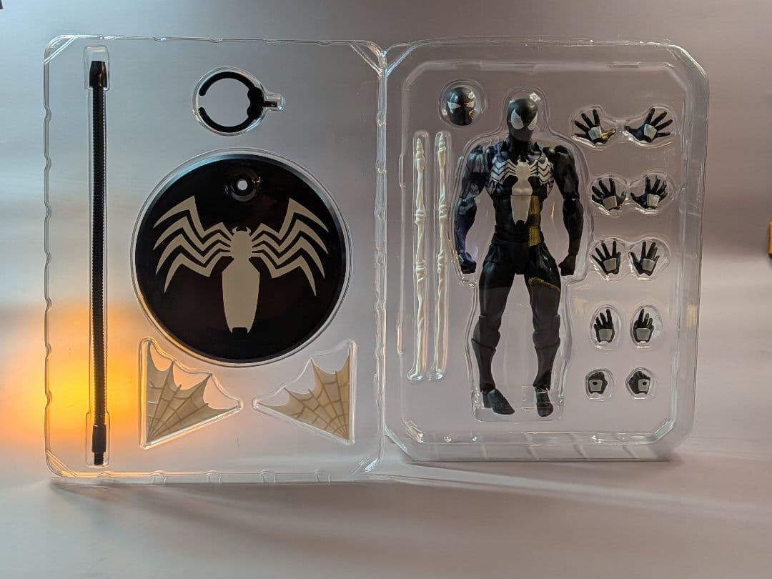 MESS TOYSブラックスーツ スパイダーマン 1/12スケール 新品未開封