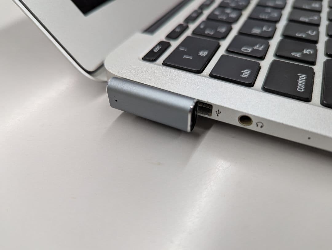 【セール値下げ】Apple MacBook Air 11インチ シルバー