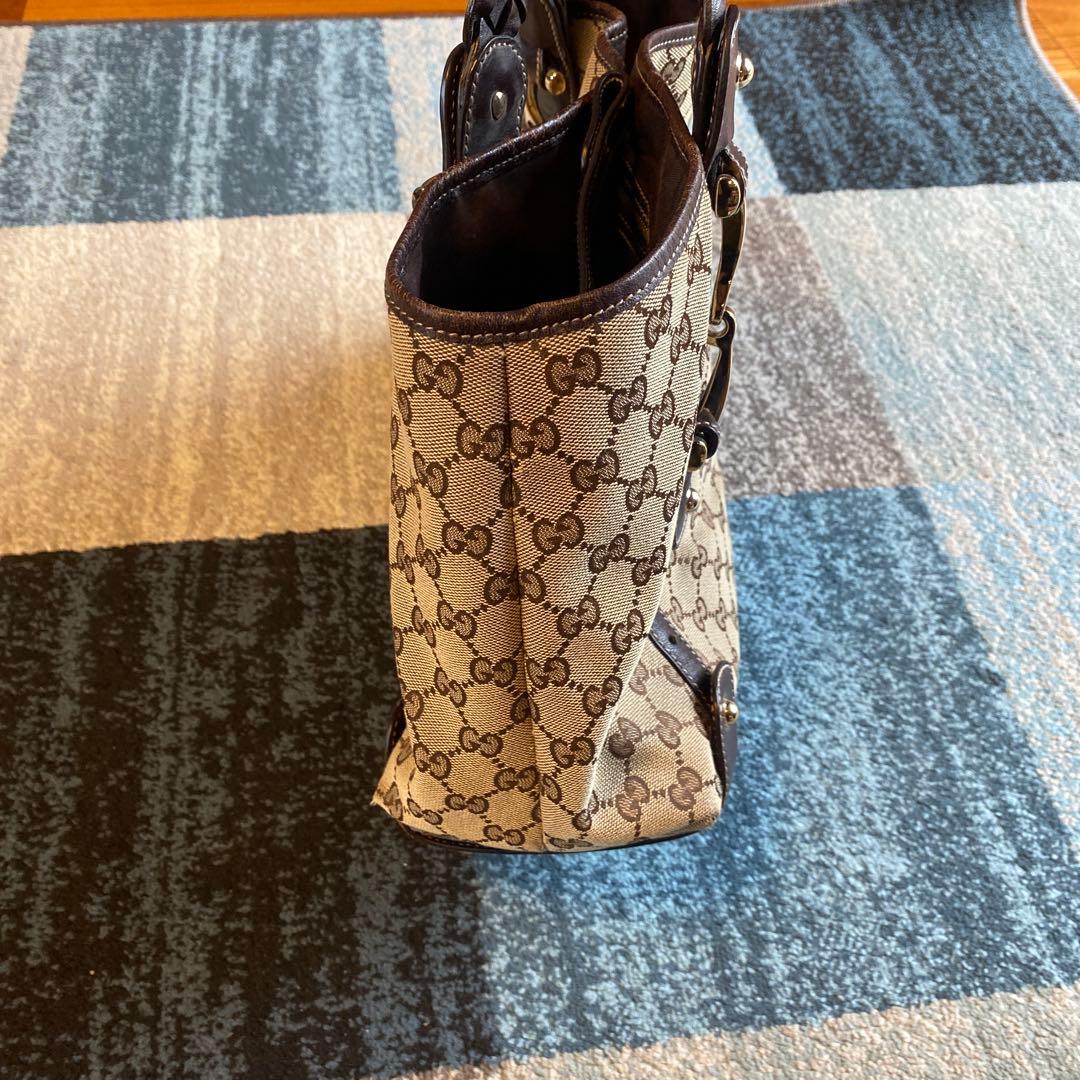 GUCCI グッチ　キャンバス 137621