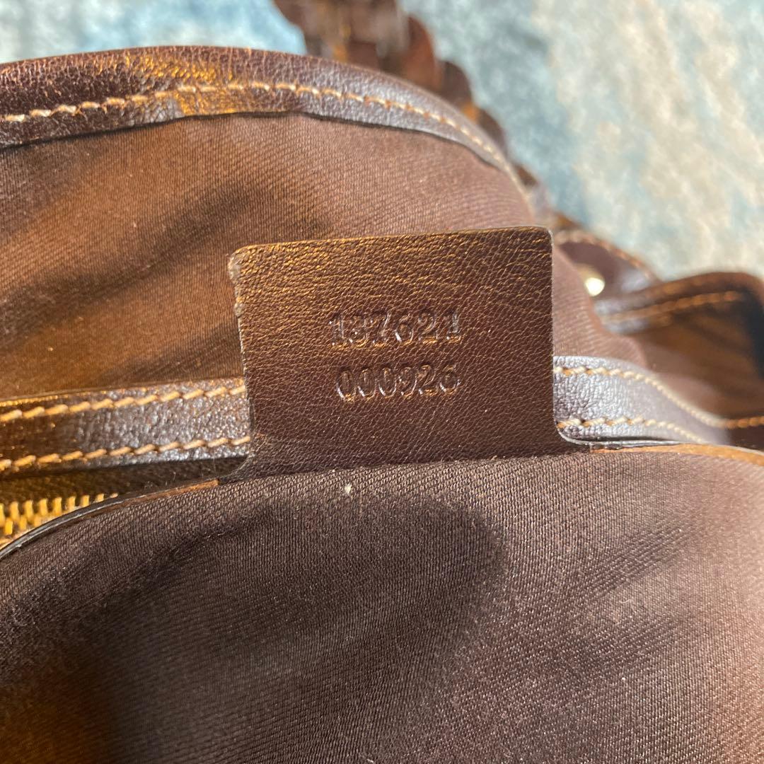 GUCCI グッチ　キャンバス 137621