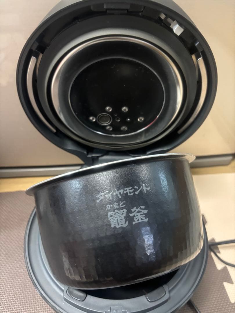 [倉庫処分セール]圧力IHジャー炊飯器 SR-NA102 ブラック2023年製