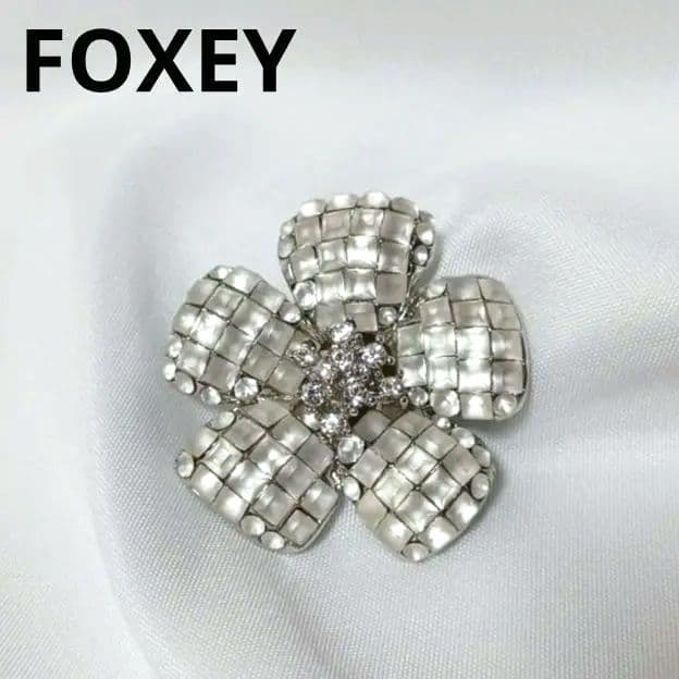 FOXEY フォクシー BROOCH \