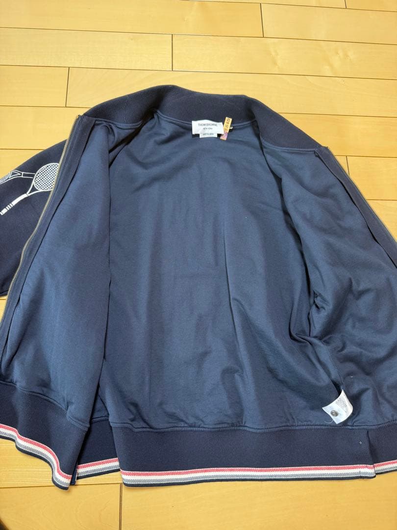 Thom browneテニスラケットプリントジャケット