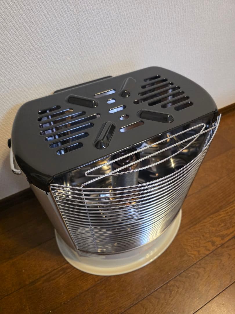 デカ暖3　iwatani CB-STV-DKD3 ストーブ　デカ暖2