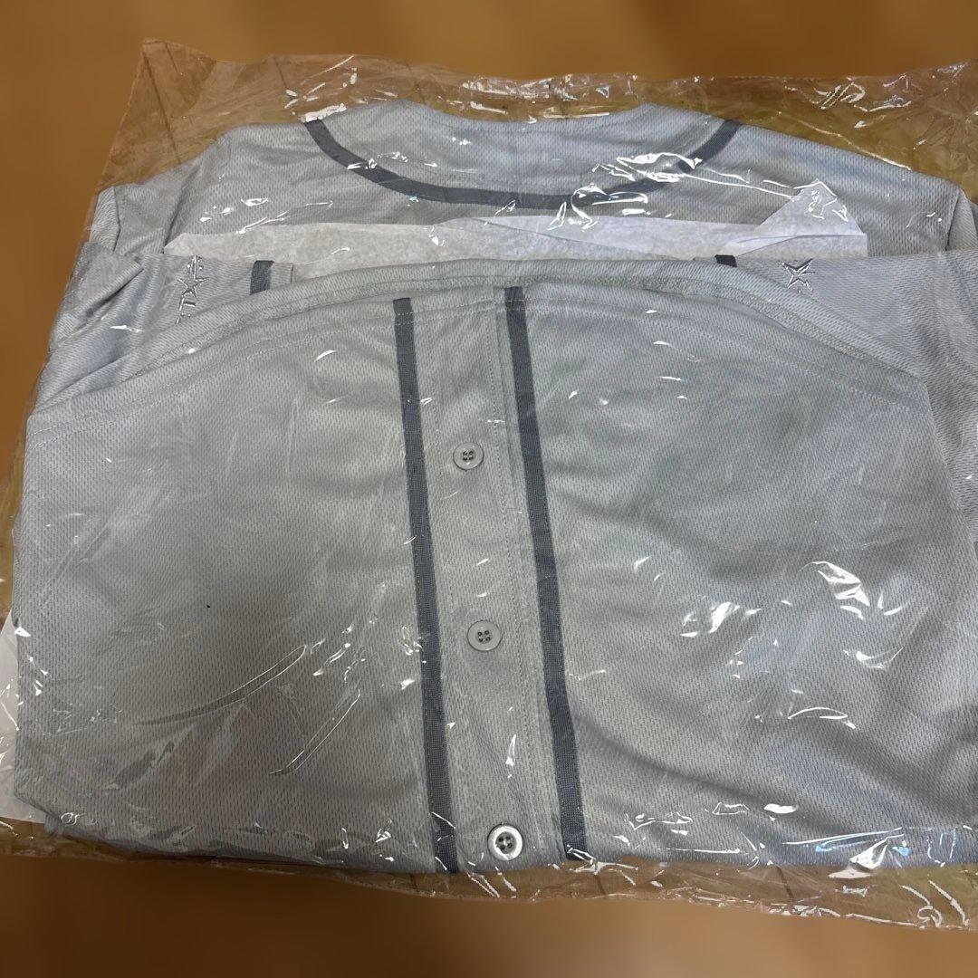 新品　TXT ボムギュ ユニフォーム　 トレカ付き