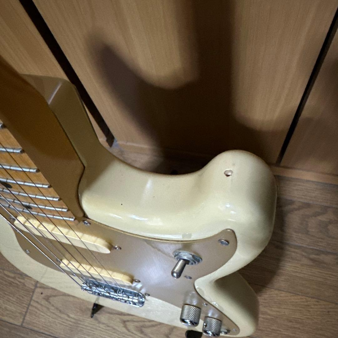 【Squier by Fender】DUO-SONIC. 080401111