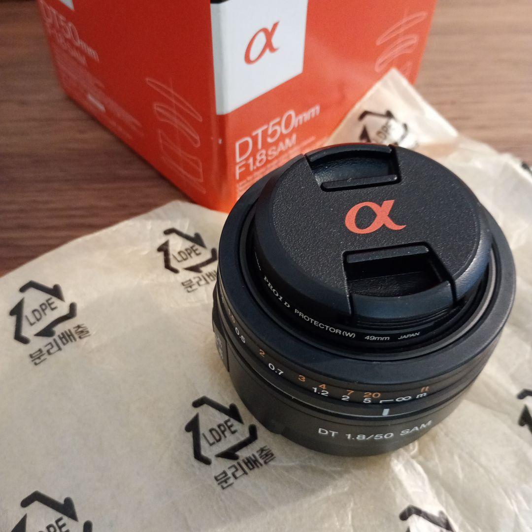 カメラ　レンズ　ソニー　α　DT50mm 　F1.8 SAM 美品