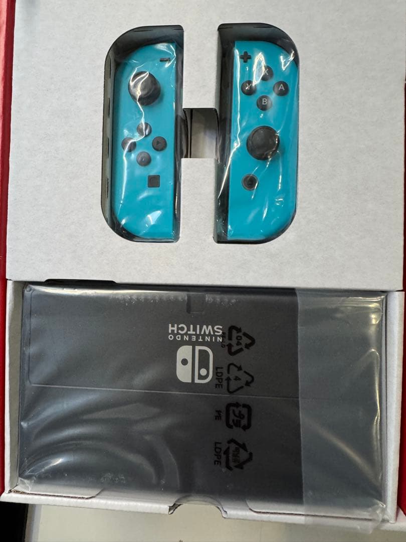 Nintendo Switch（有機ELモデル）カスタマイズ＋マイクラ＋ちいかわ