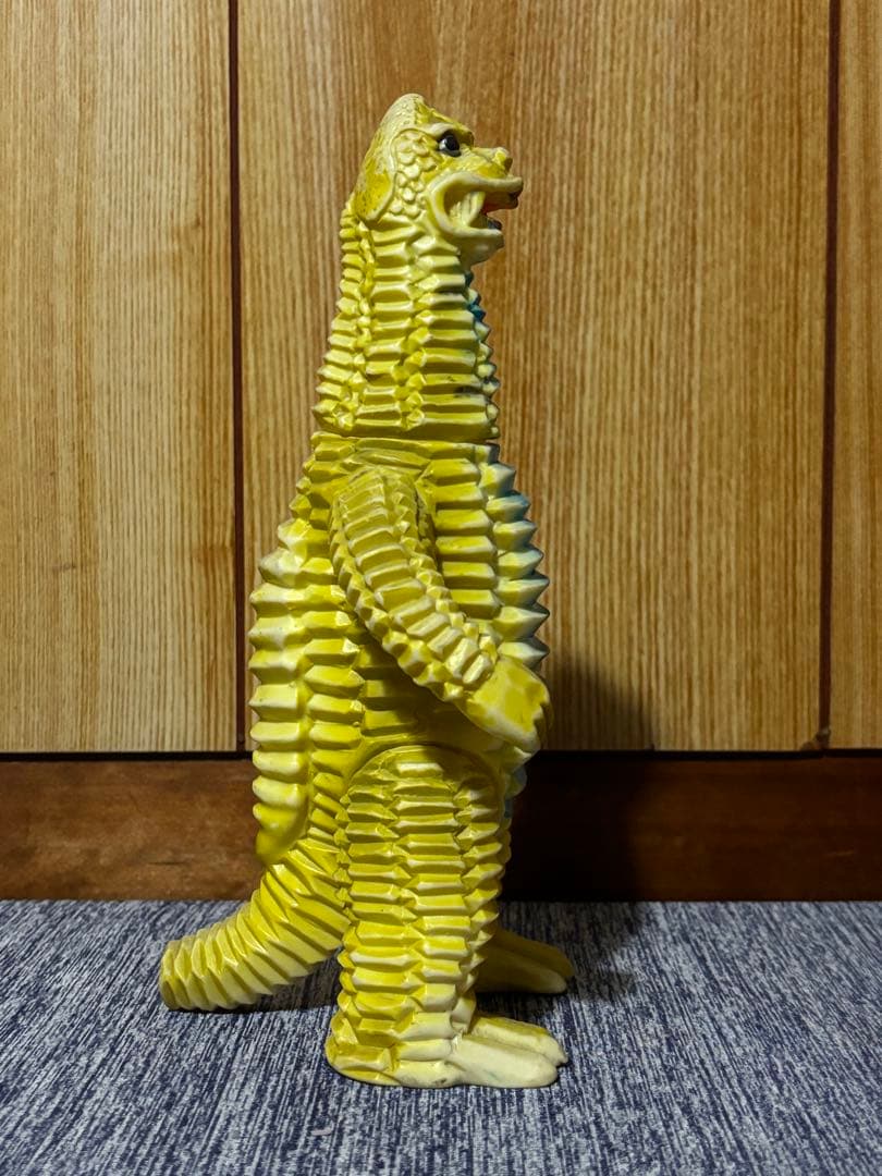 マルサン レッドキング ソフビ 破損品 当時物