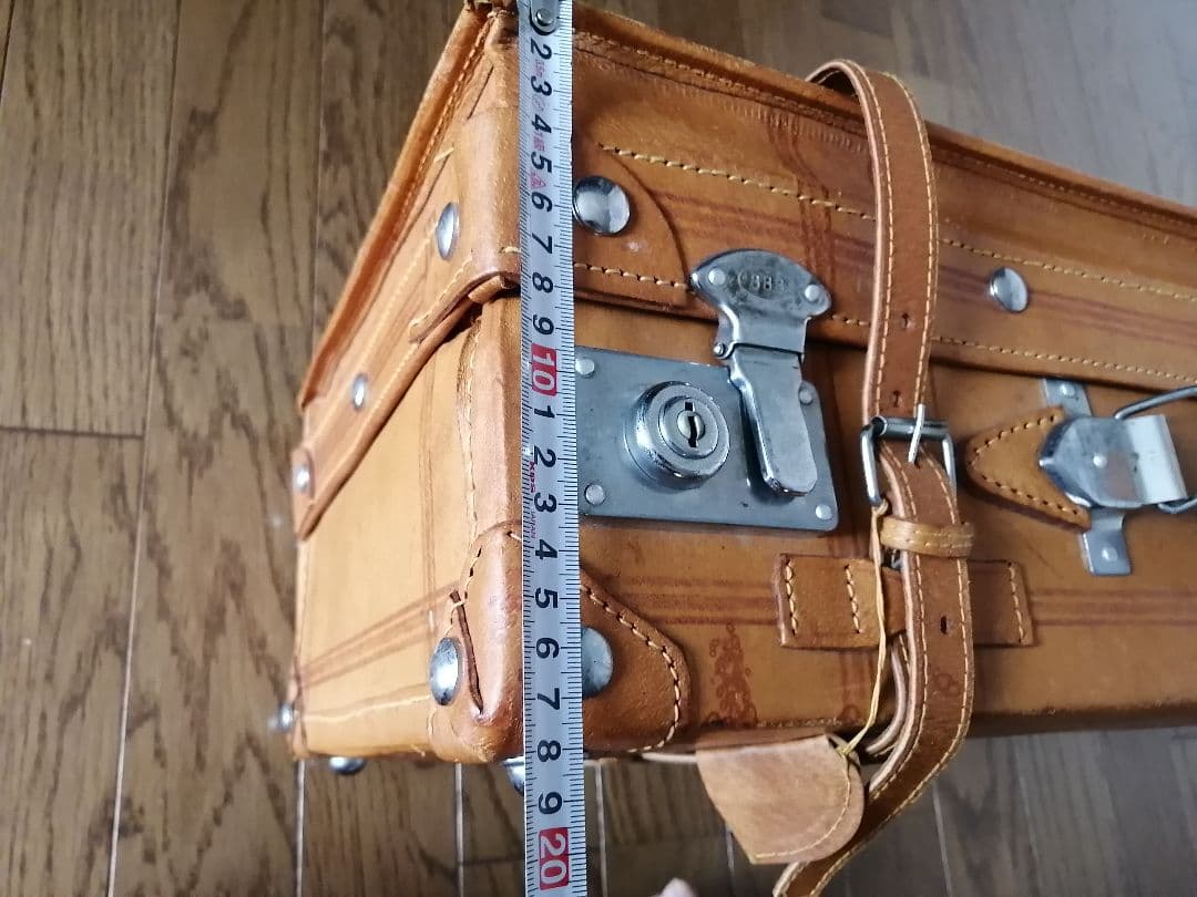 ヴィンテージレザー トランク 中型