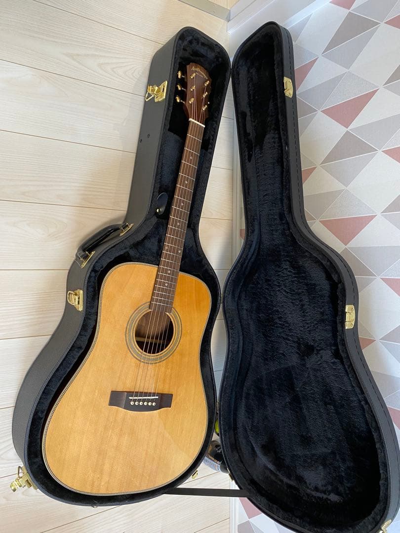 Aria Dreadnought EST.1956 AD-515 ハードケース付