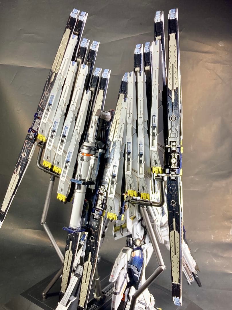 MGEX級 νガンダム 海外スタジオ 塗装済み完成品