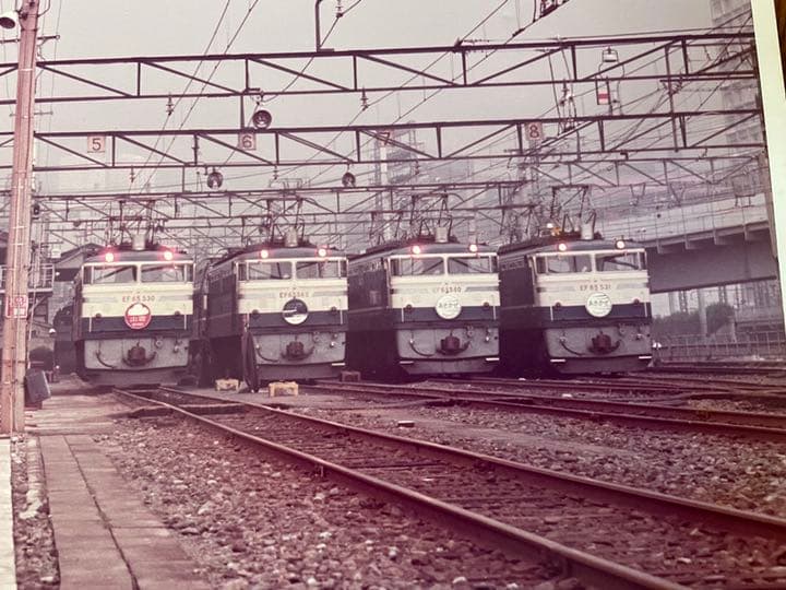 鉄道ファン必見　ブルートレインの揃った写真と記念入場券見本2枚