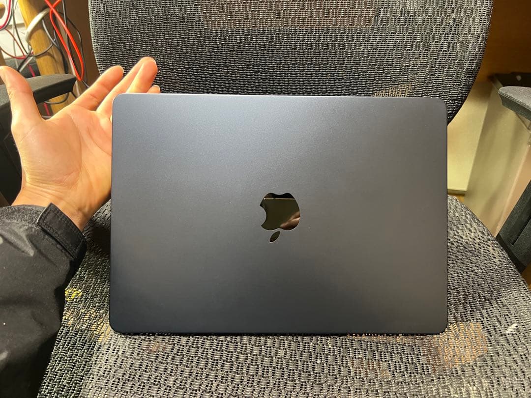 MacBook本体 Apple MacBook Air (2022)