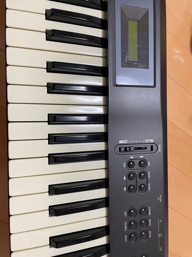 KORG X5D シンセサイザー