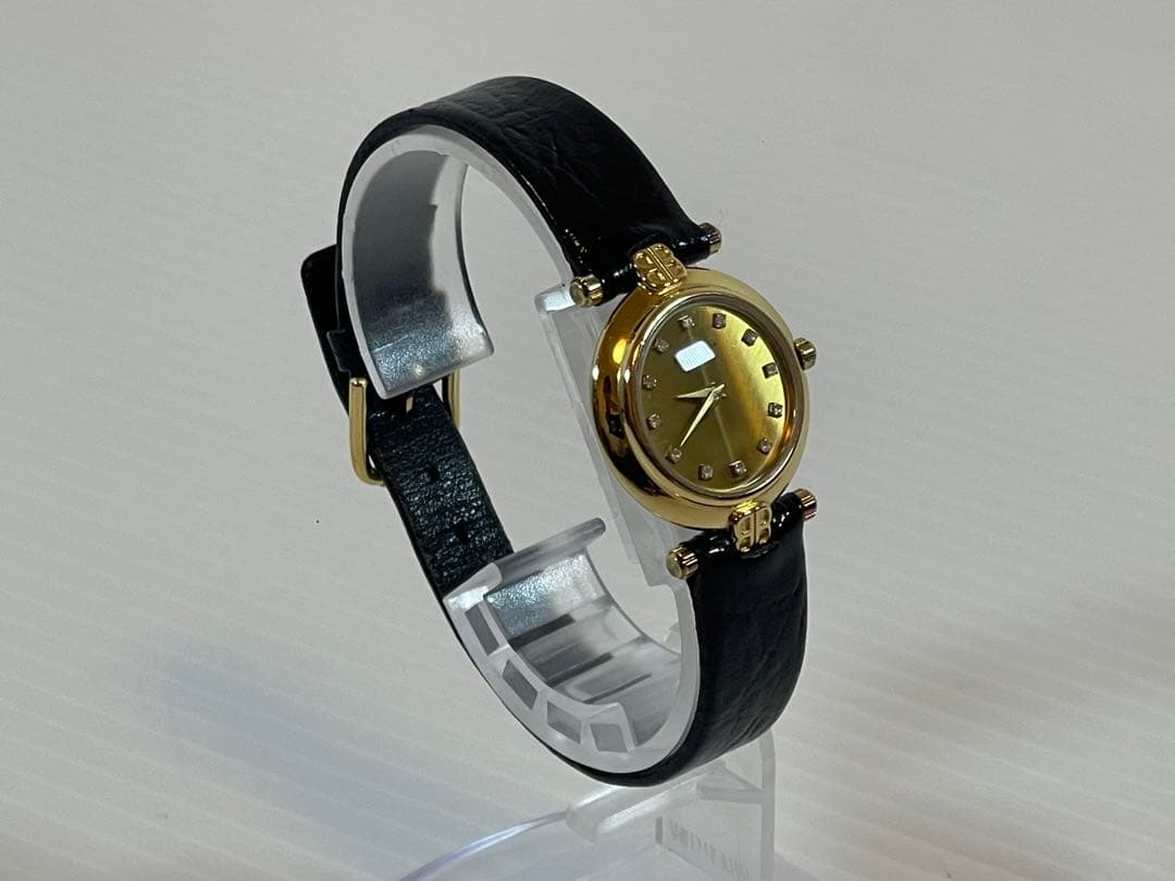 バレンシアガ　レディース　時計　美品