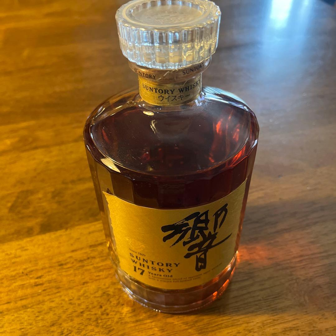 サントリー 響　17年　ゴールドラベル　750ml