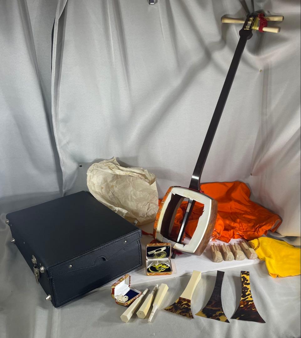 Y33 三味線 紅木　長唄　K18駒　金細　バチ　株式会社柏屋