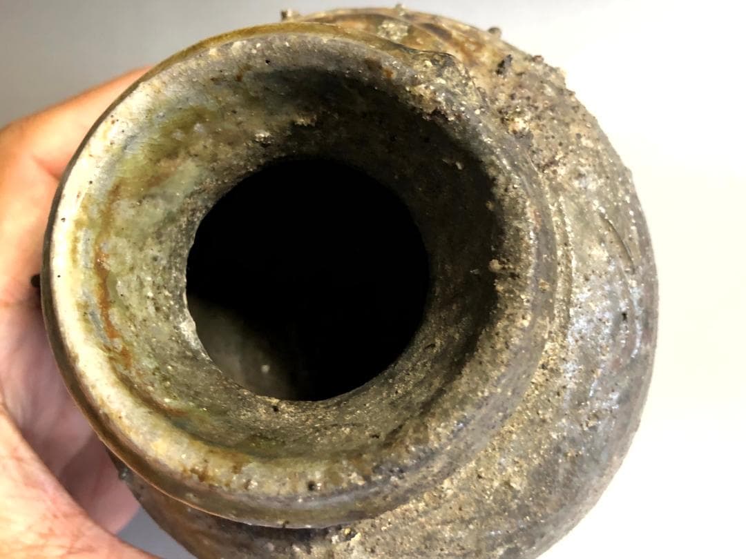 花瓶■蹲る うずくまる 古伊賀 花器 花生け 古美術 時代物 骨董品■