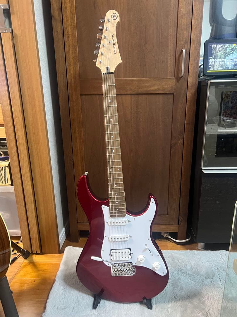 【美品】PACIFICA 012 レッドメタリックエレキギター＋ソフトケース付