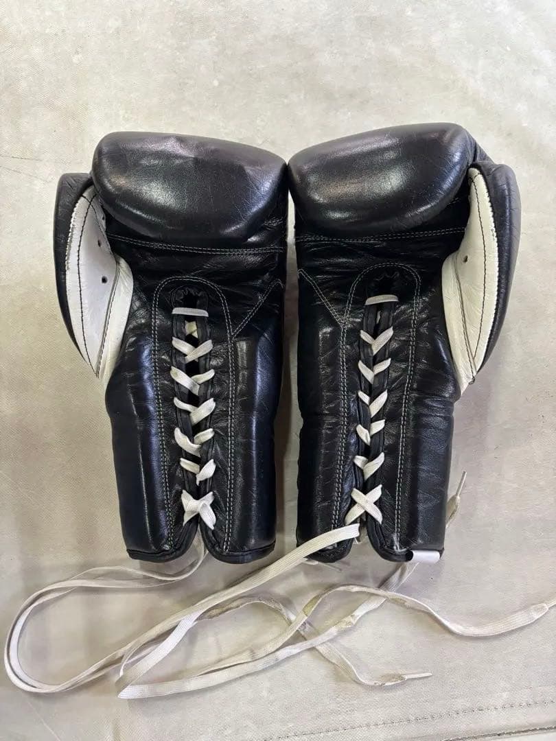 レイジェス　14oz 紐式　黒色　 REYES 14oz スパーリング用