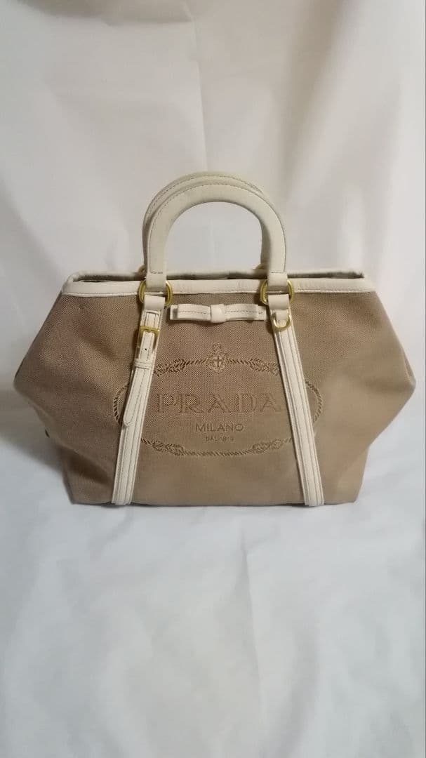 今だけ値下げ　PRADA　プラダ　ハンドバッグ　ショルダーストラップ無し