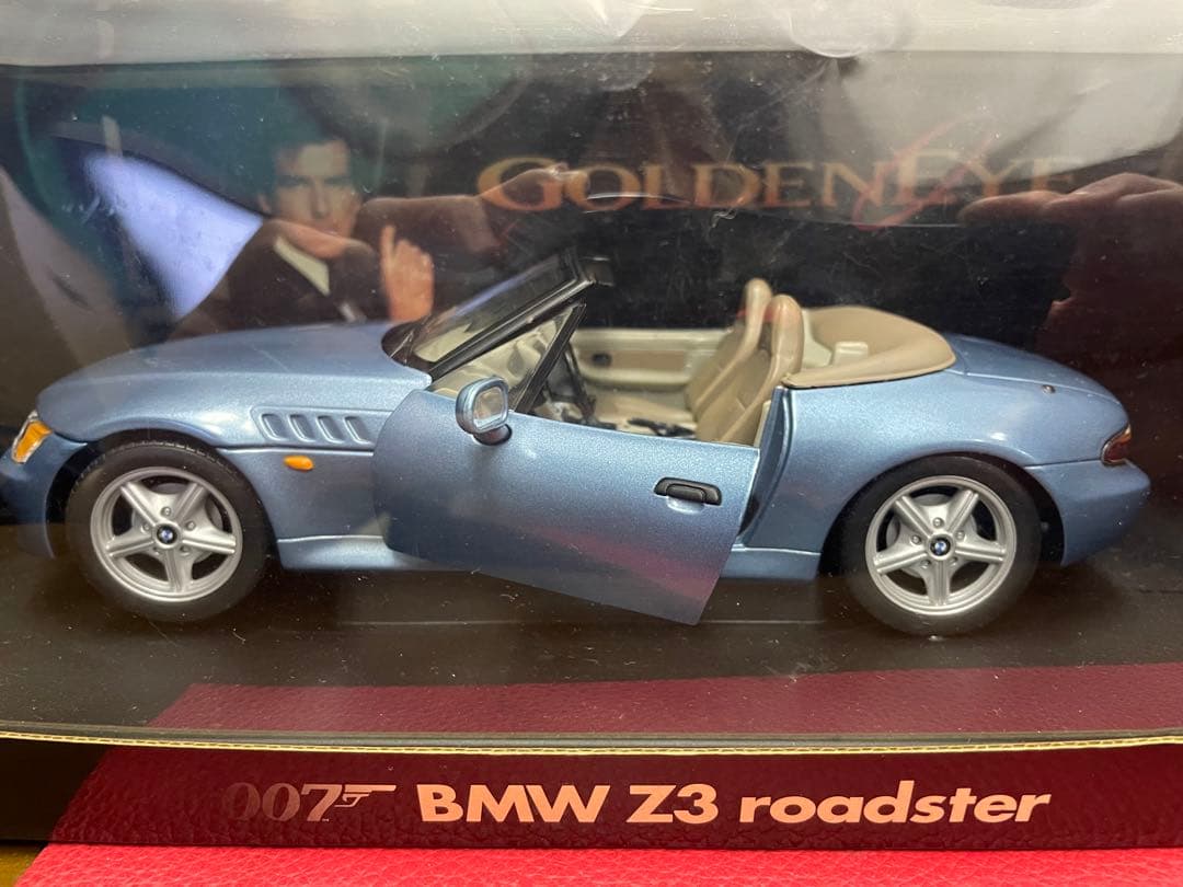 007ゴールデンアイ　BMW Z3 ロードスター