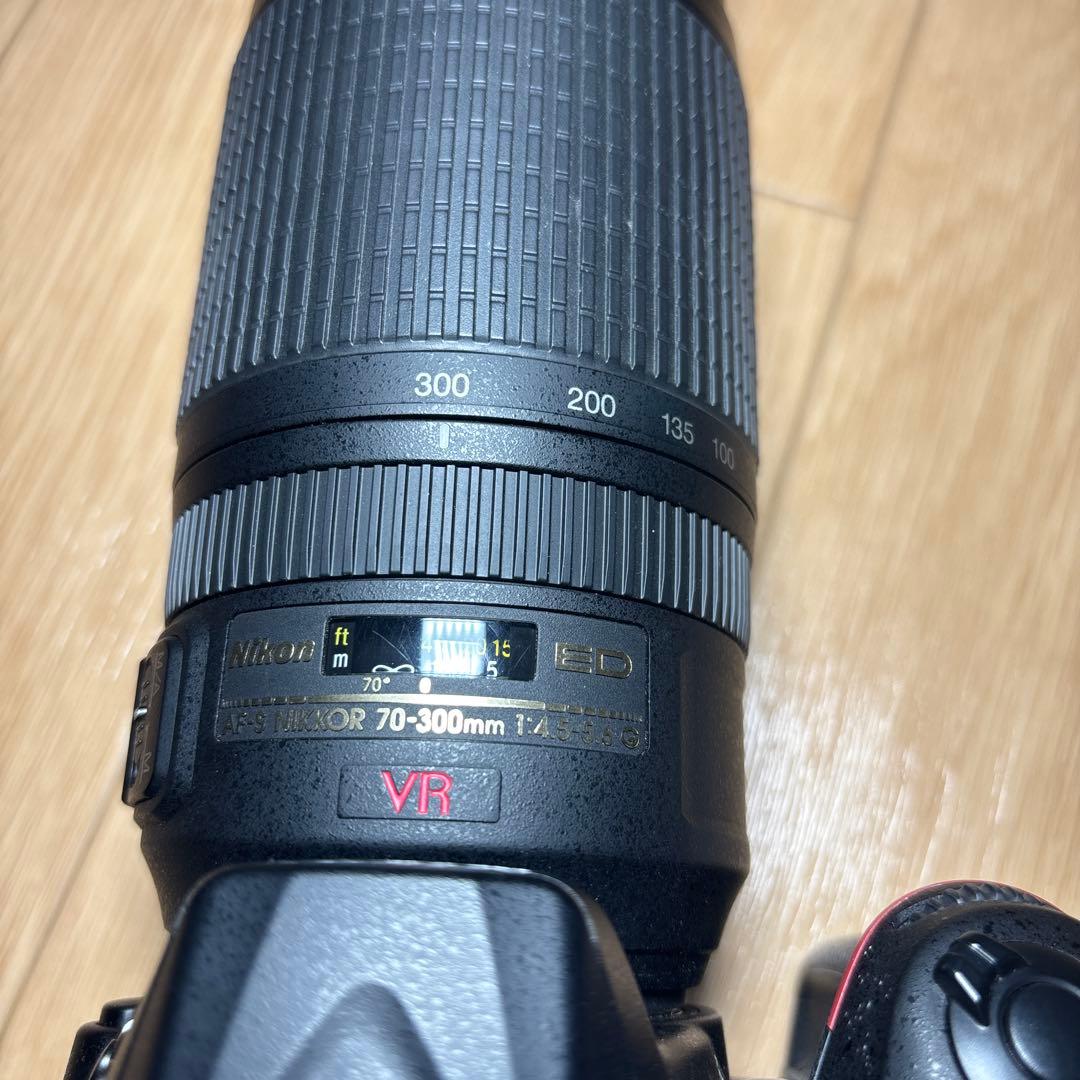 Nikon D7200 デジタル一眼レフカメラ 本体と付属品