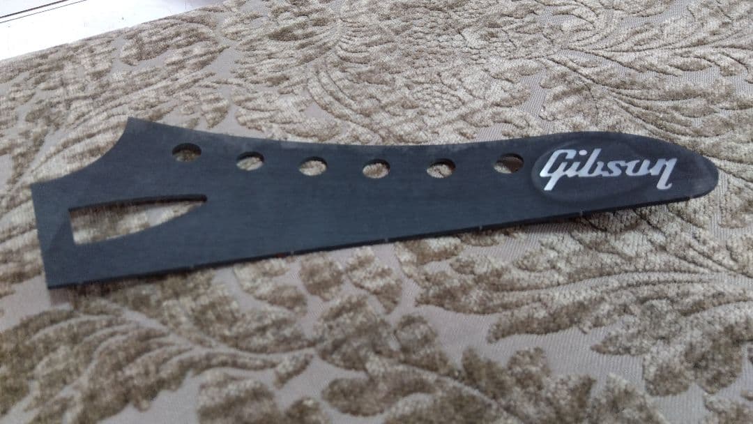 Gibson 純正　エキスプローラー　ツキ板＆白蝶貝ロゴ　ファクトリーオリジナル