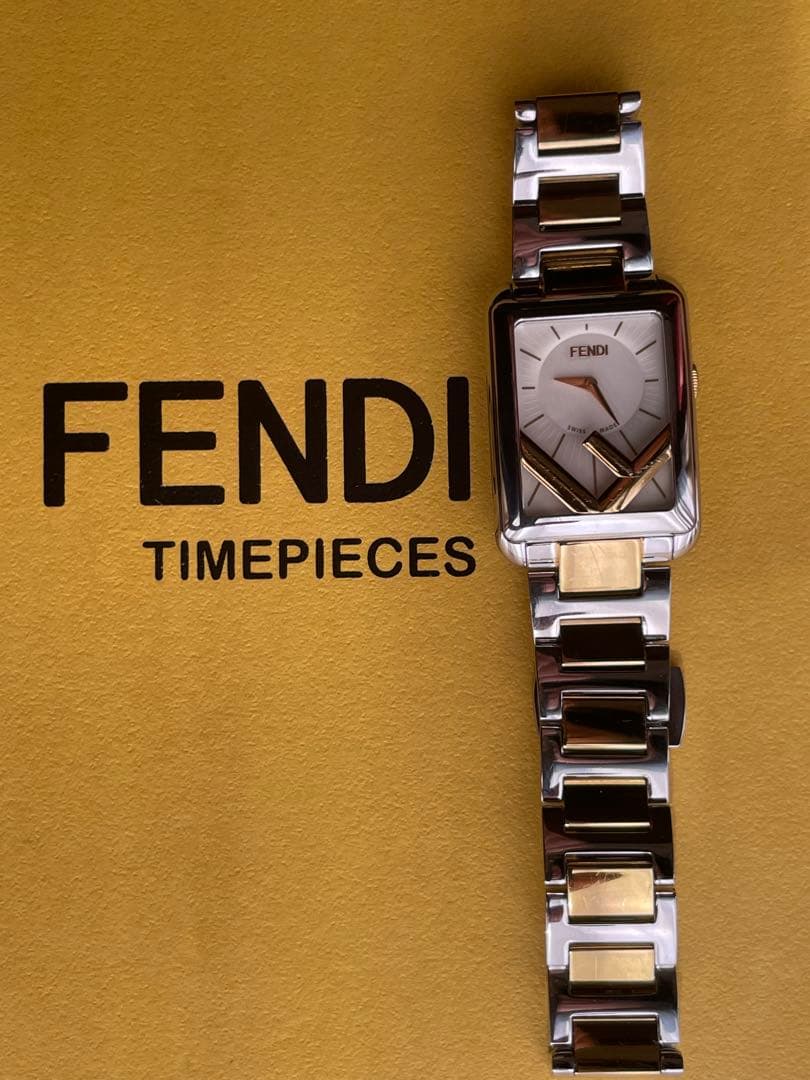 フェンディ時計　正規店購入