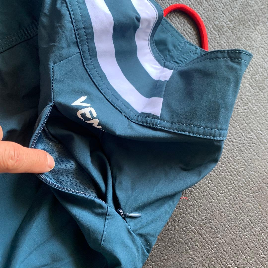 VENUM ヴェヌム ヴェナム サーフパンツ カーゴパンツ 紺×赤 Mサイズ相当
