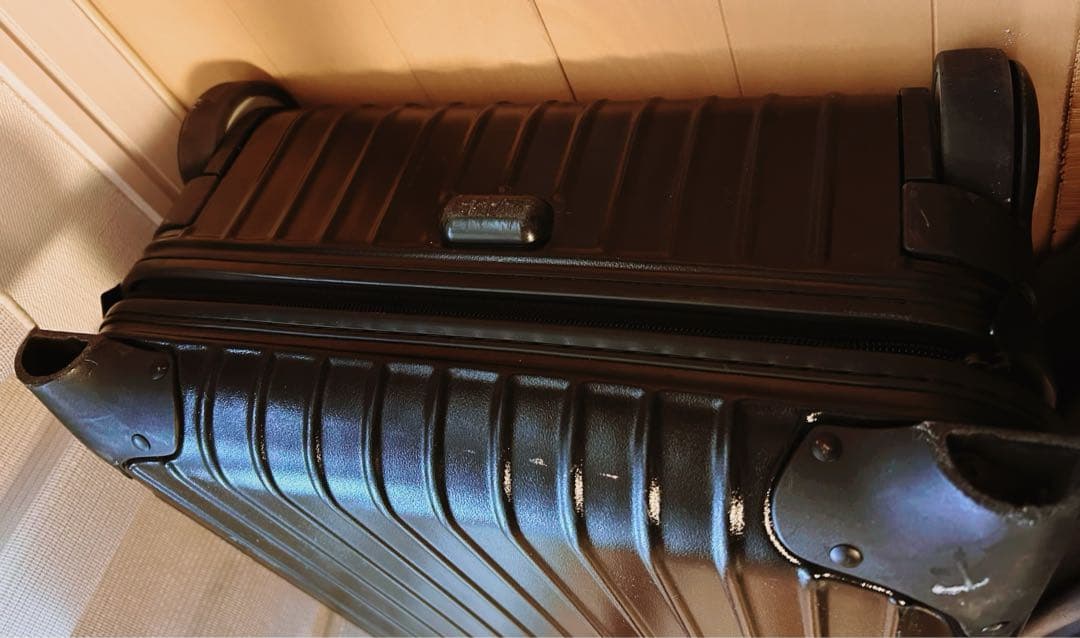 美品⭐︎RIMOWAリモワサルサ　2輪　33L 機内OK 廃盤商品　スーツケース