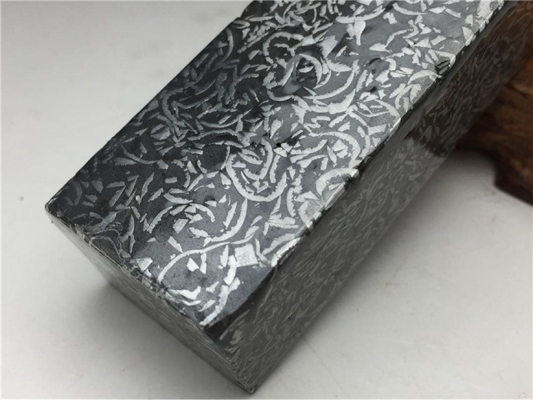 ☆クリスマス特価☆ 希少 鉄隕石・ムオニオナルスタ 磁石に付く コーティング済