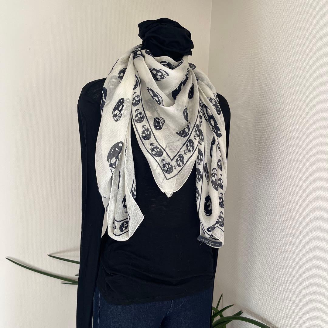 ALEXANDER McQUEEN スカーフ　スカル　シルク