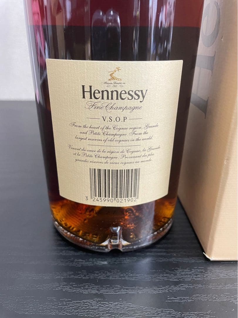 【未開封】ヘネシーVSOP/1000ml 箱付き