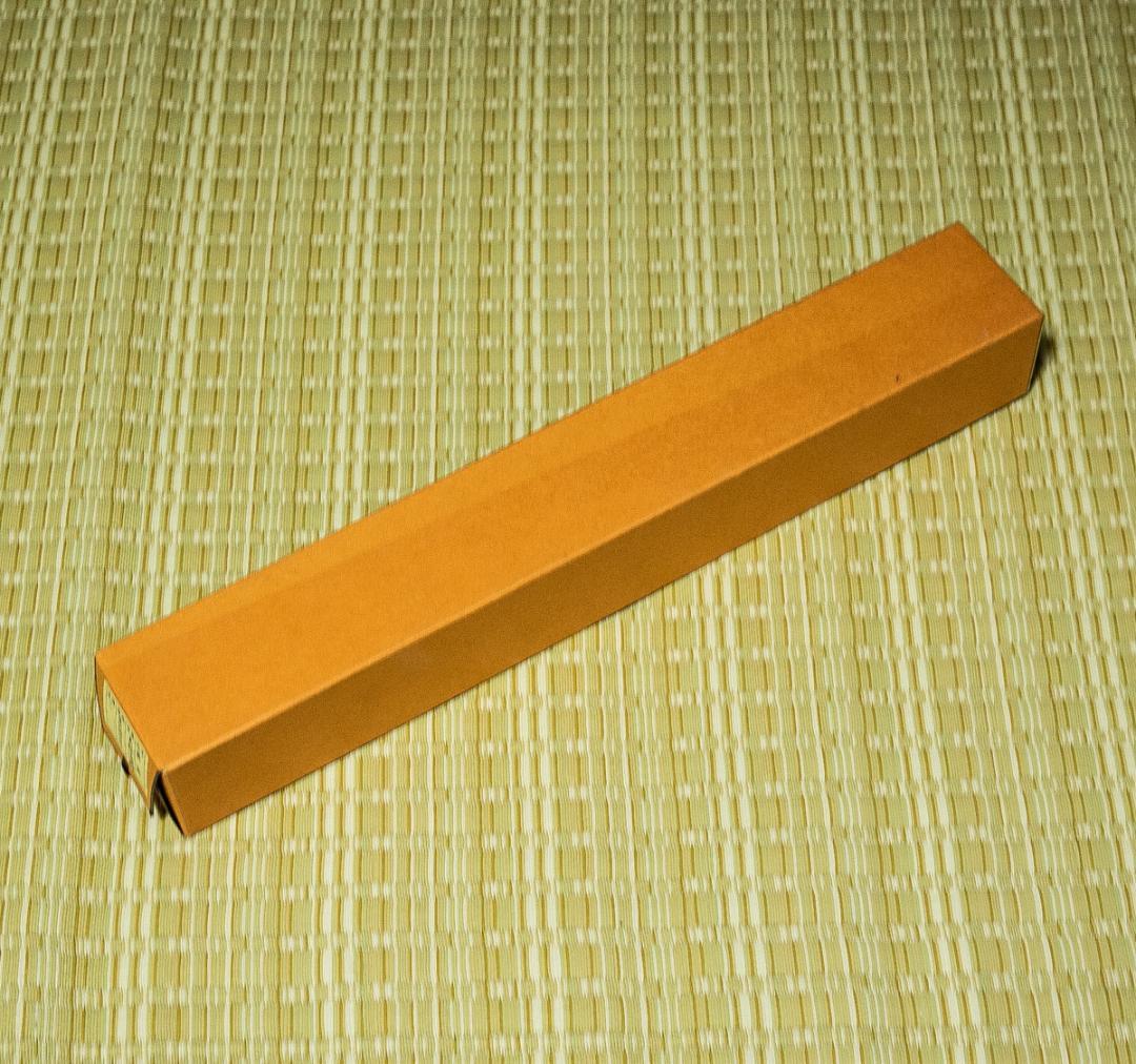 掛軸-1718　大徳寺派　矢野海渕　土筆画賛　「春色満四澤」　共箱