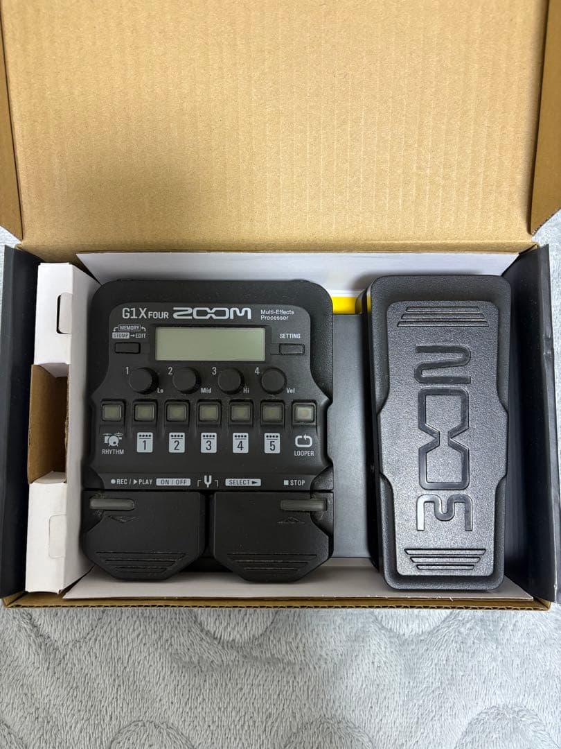 ZOOM G1X FOUR マルチエフェクター