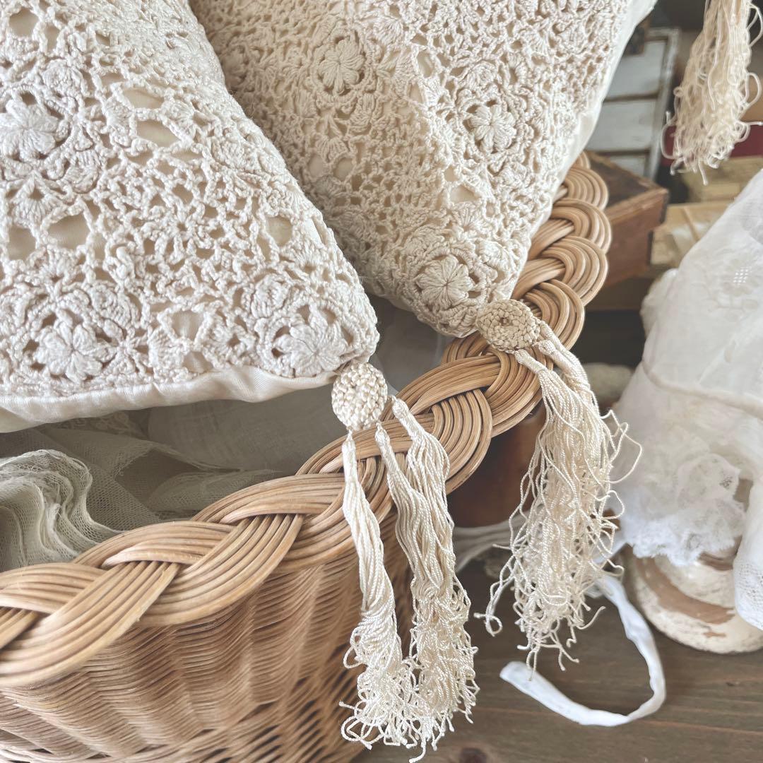 クッション　アンティーク