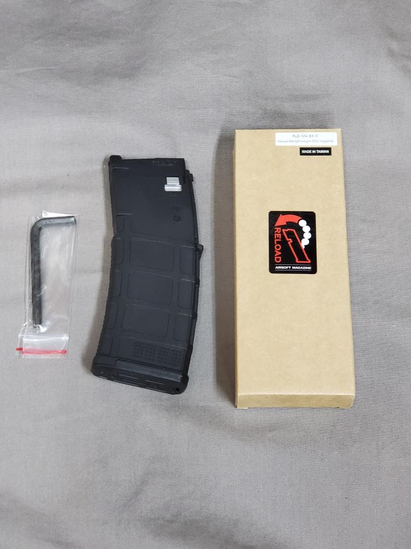 新品未使用 リロード RELOAD M4 30連 ライトウェイトCO2マガジン