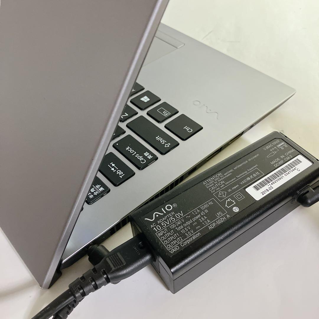 VAIO Pro PG 希少色　8世代 Core i5/ SSD フルHD