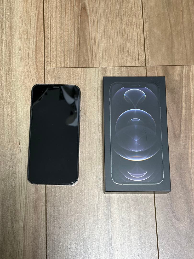iPhone12 Pro 256GB グラファイト SIMフリー 使用感あり