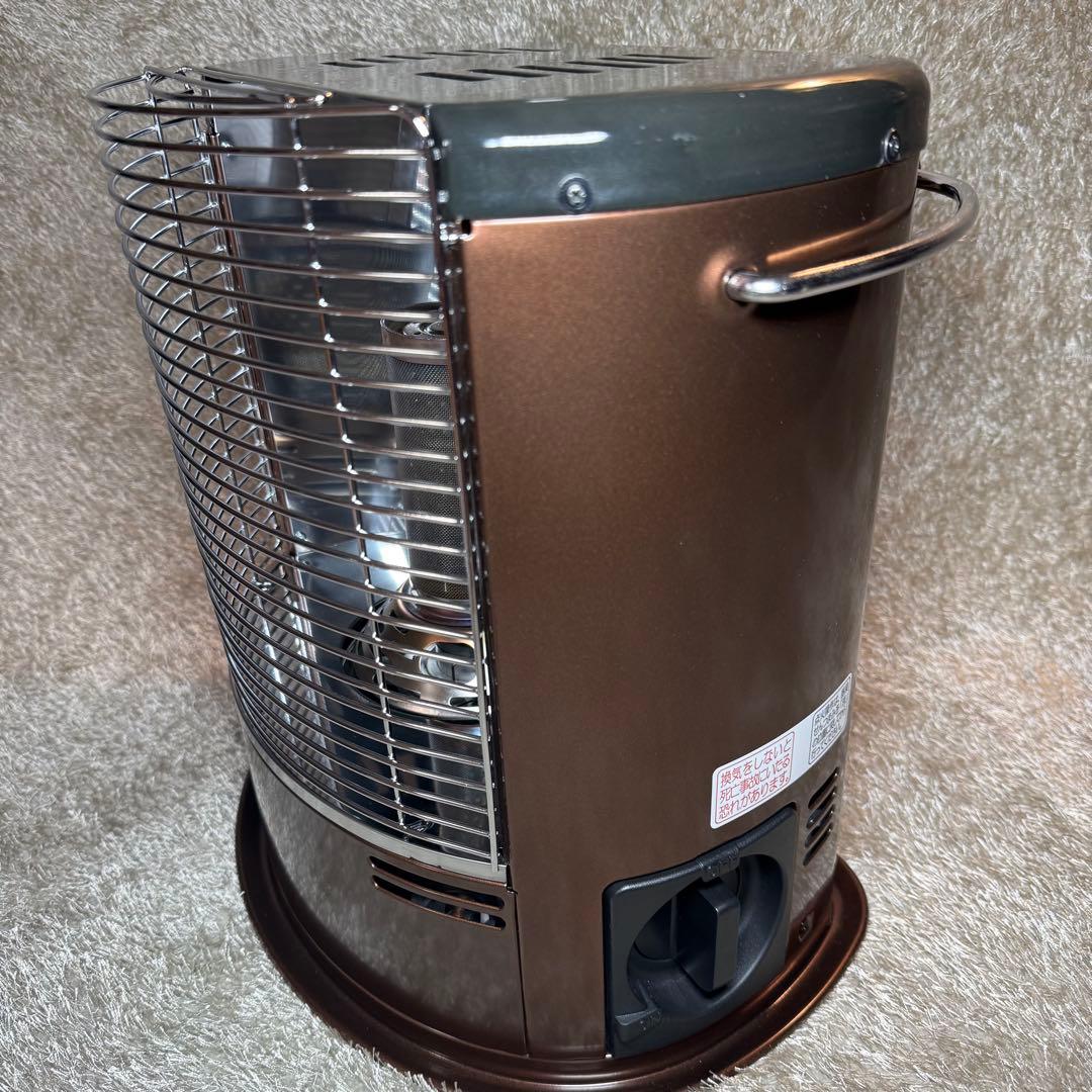 【美品】イワタニ　カセットガスストーブ　デカ暖Ⅱ