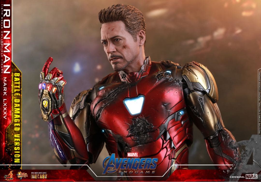 ホットトイズ　エンドゲーム　アイアンマン　マーク85 バトルダメージ版　通常版