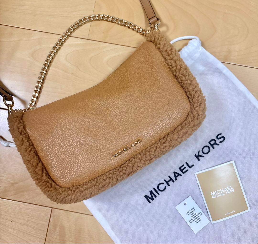 【新品】MICHAEL KORS CARMELAコンバーチブル ポシェット