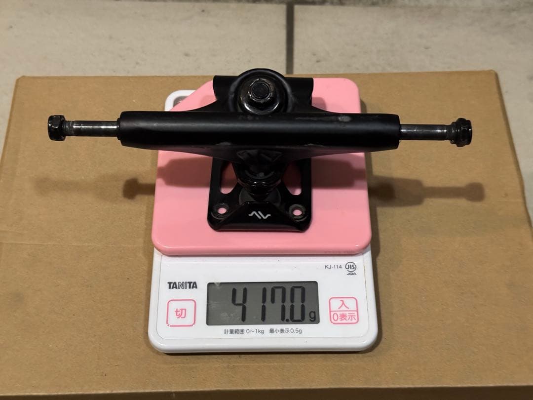 アベニュートラック　サスペンション付きトラック