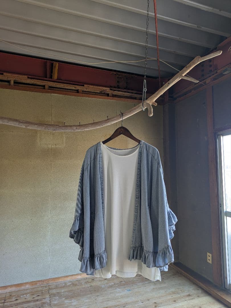 流木ハンガー 　ハンガーラック　吊り下げ式　一点物　店舗什器