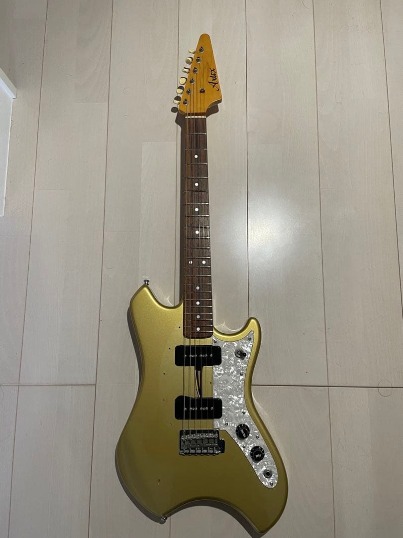 カイジ専用　Fenderタイプ　Artex Swinger guitar